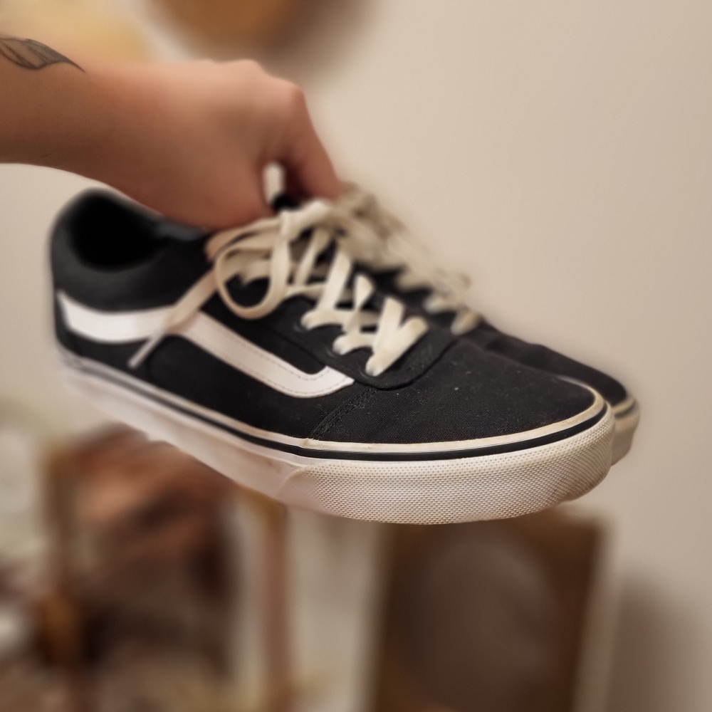 Classic Vans Size 8.5